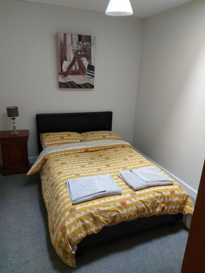 Plaza Suite 61 B Bangor  Exterior photo